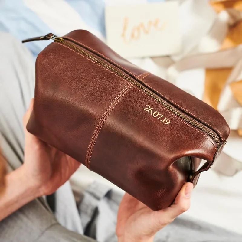 Anniversary Leather Wash Bag