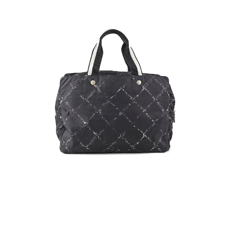 Elegant handle bags with minimalist designs for a sophisticated, chic look-Chanel Diamond - Print Tote Bag Black