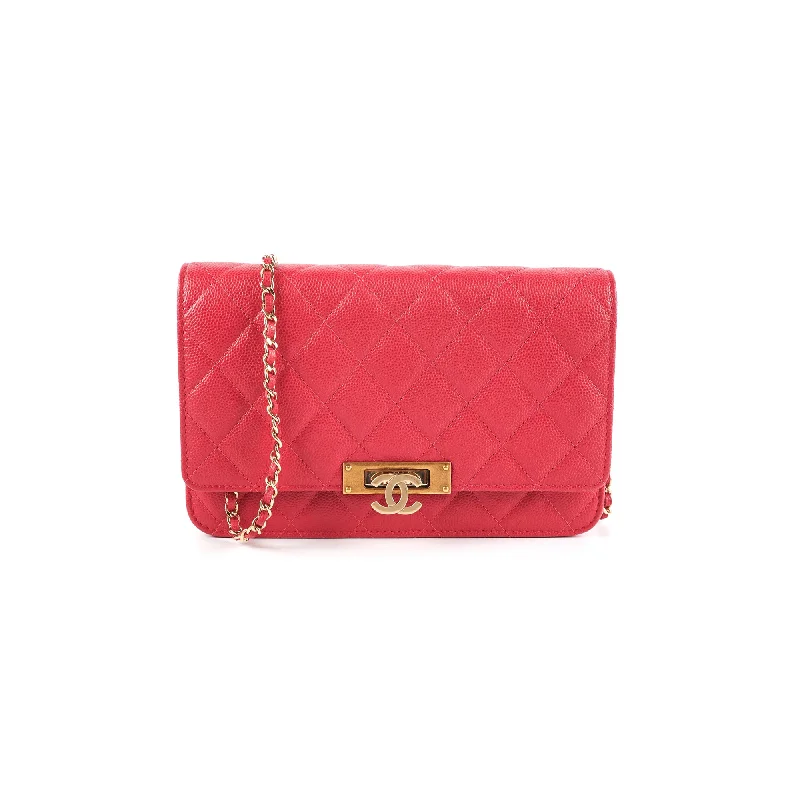 Best handle bags with playful tassel accents for a fun and trendy style-Chanel Caviar Wallet on Chain Pink