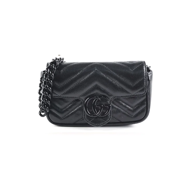 Handle bags with large front pockets for quick and easy access to essentials-Gucci GG Marmont Supermini Shoulder Bag