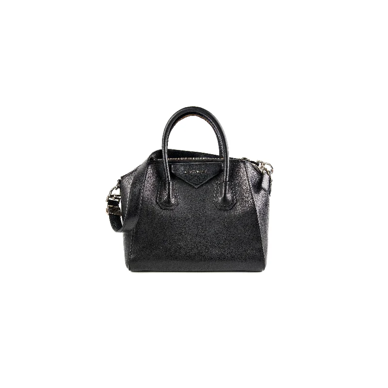 Best handle bags with patent leather for a shiny, high-gloss finish-Givency Antigona Small Grained Calfskin Black