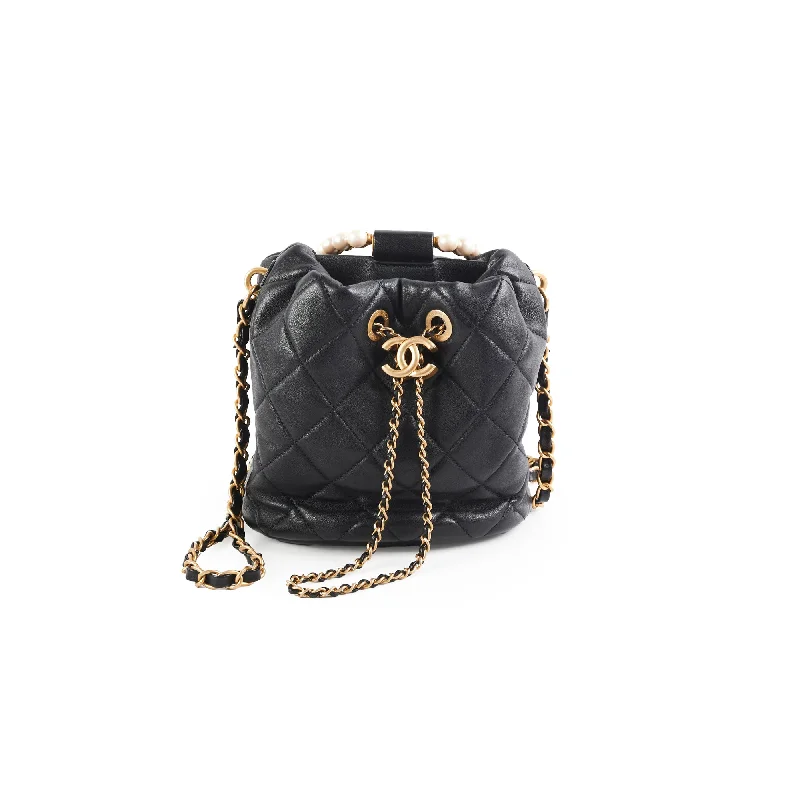 Handle bags with unique knot details for an artistic and sophisticated touch-Chanel Pearl Top Handle Bucket Bag Lambskin Black