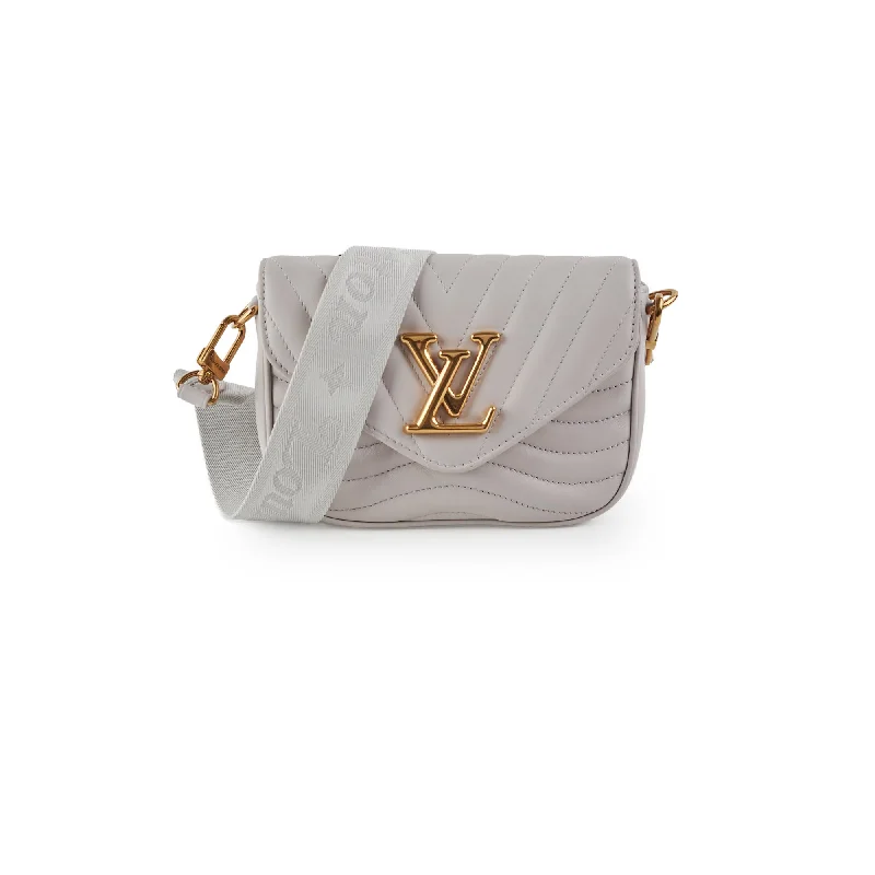 Handle bags with bold hardware for an edgy, statement-making design-Louis Vuitton Wave Bag Lilac