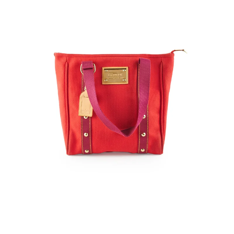 Handle bags with leather accents for a chic and classic look-Louis Vuitton Antigua MM Cabas Red Tote