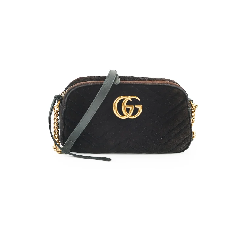 Handle bags with unique knot details for an artistic and sophisticated touch-Gucci Marmont Velvet Bag Black Small