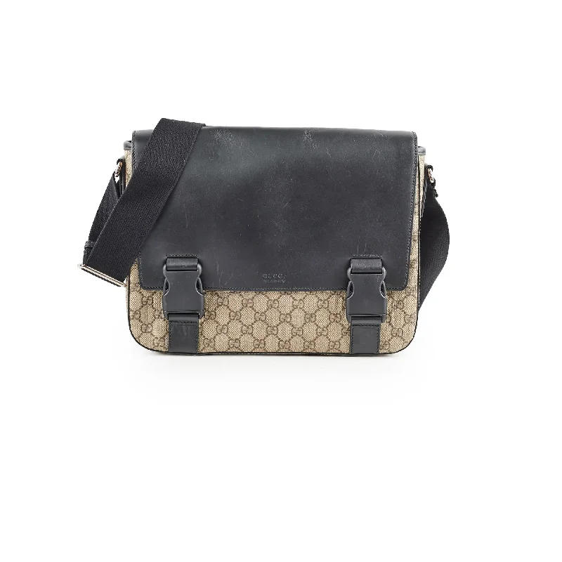 Best handle bags for work with multiple compartments for organization-Gucci GG Surpreme Monogram Messenger Bag