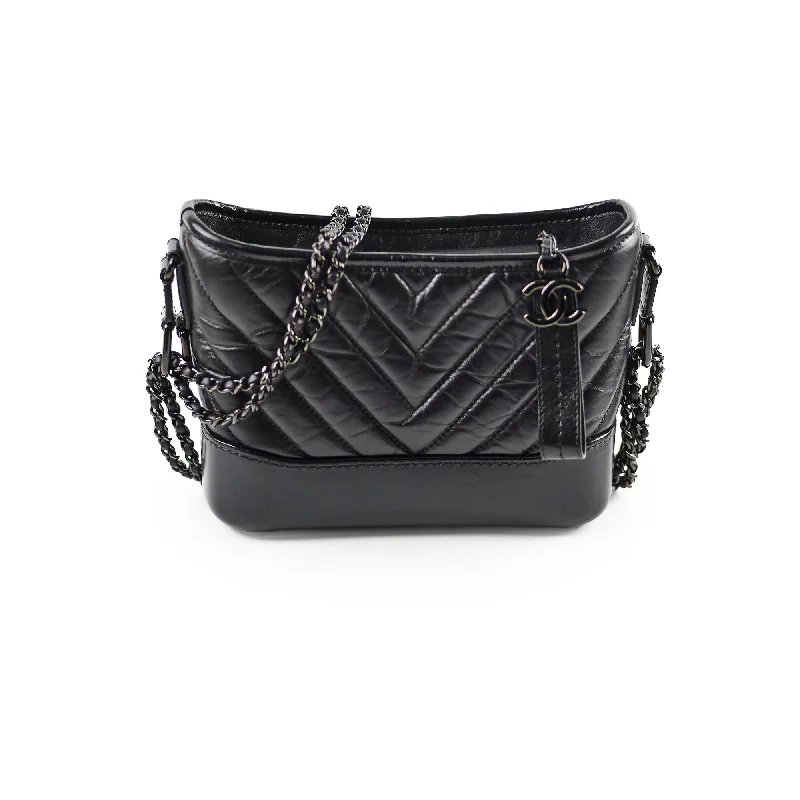 Best handle bags with bold, oversized buckles for a fashionable and statement-making design-Chanel Small Gabriel Black Series 28