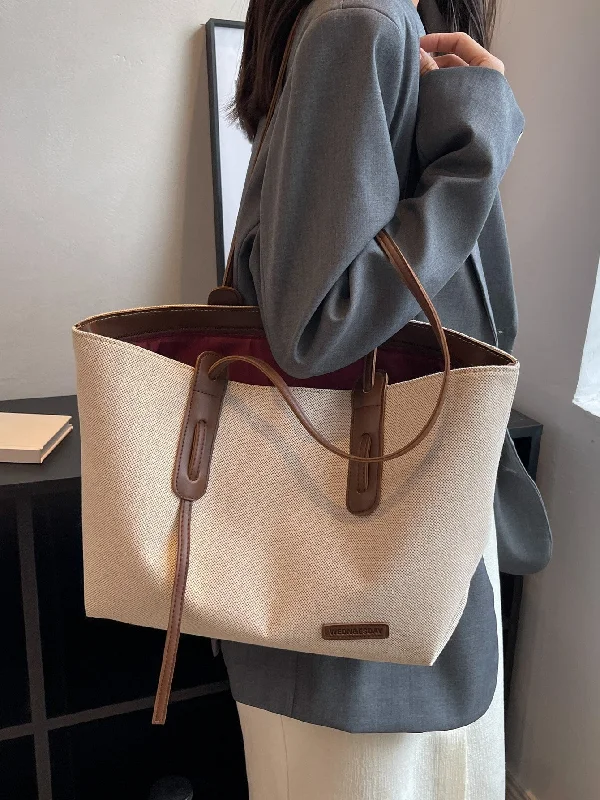 Handle bags with polished metal hardware for a sleek and sophisticated design-Casual Fashionable And Minimalist Large Capacity Zipper Closure Tote Bag