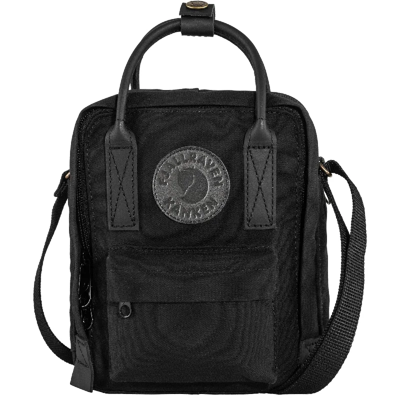 Tote bags with spacious pockets for travel -FJÄLLRÄVEN - Kånken No. 2 Black Sling