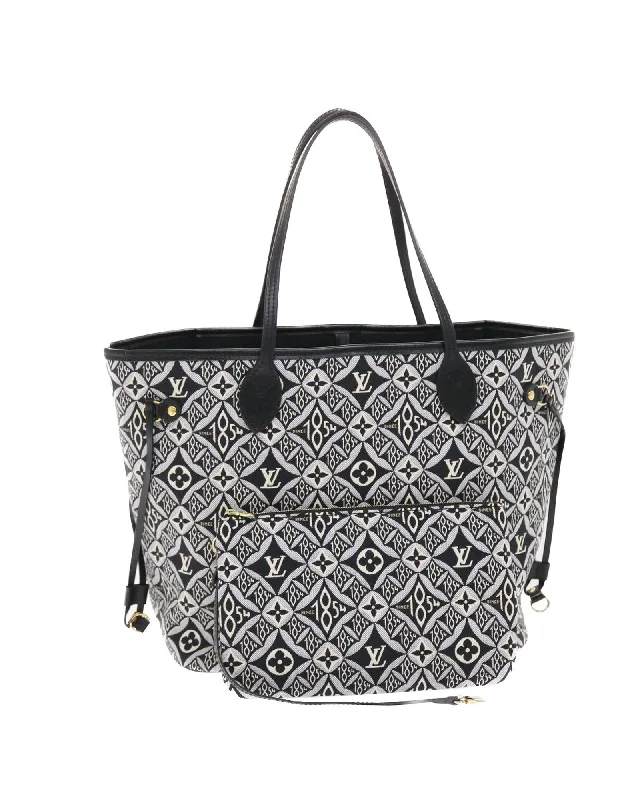 Trendy handle bags with geometric patterns for a modern, artistic look-Monogram Jaguar Neverfull Tote Bag