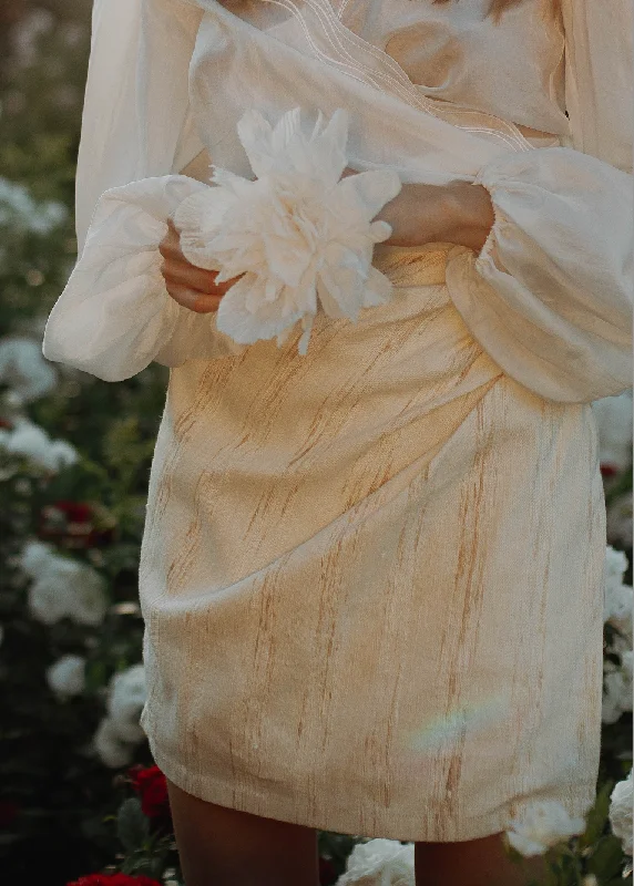 Tote bags with reinforced bottoms for durability -White silk flower Accessory made from Organic Silk