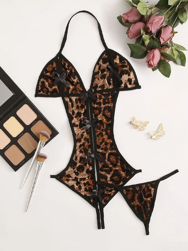 Best handle bags with metallic studs for an edgy, rock-inspired appearance-Wild Leopard Halter Crotchless Teddy Bodysuit & Thong